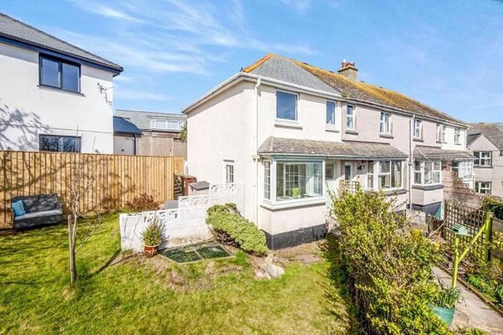 Sunrise! ~ 2 Bedrooms, Garden, Parking, Sea Views St Ives Extérieur photo
